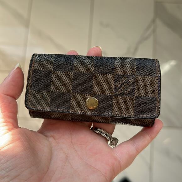 Louis Vuitton Handbags - LV Damier Key Holder